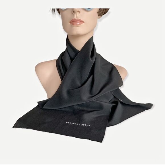 Geoffrey Beene vintage black silk scarf with white logo fringe 11" x 46" mint - Picture 2 of 6